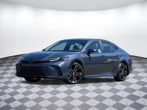 Used 2026 Toyota Camry XSE FWD image 1