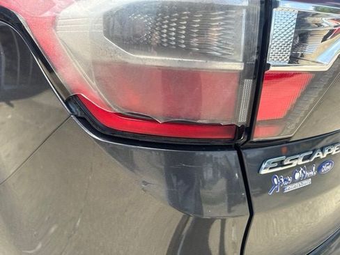 Used 2018 Ford Escape SEL FWD image 7