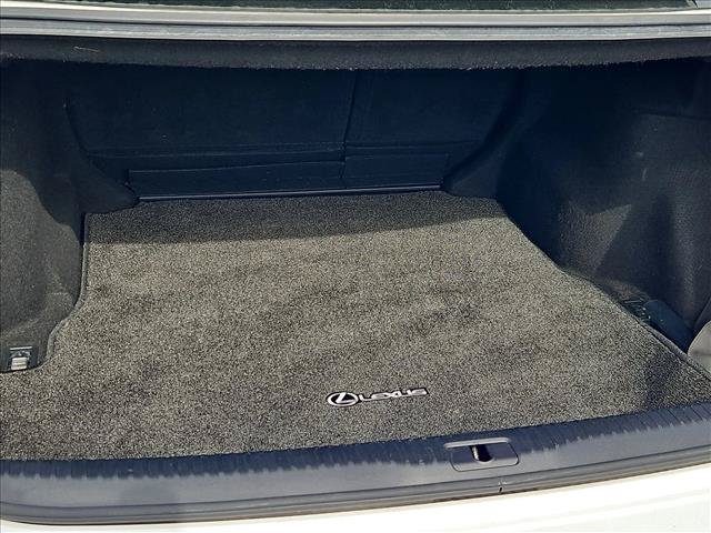 Used 2019 Lexus IS 300 F Sport w/ F Sport Package RWD image 6