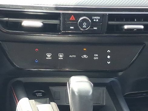 Certified 2025 Nissan Kicks SR AWD/4WD image 4