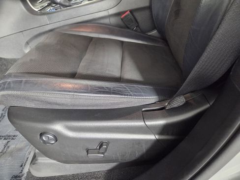 Certified 2022 Jeep Grand Cherokee Laredo X image 13