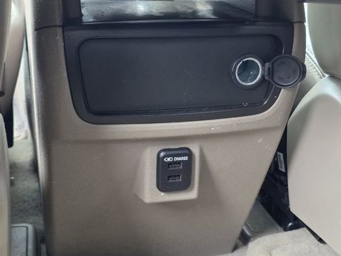 Used 2014 GMC Acadia Denali image 16