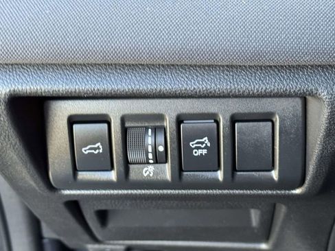 Used 2023 Subaru Outback Premium AWD/4WD image 20