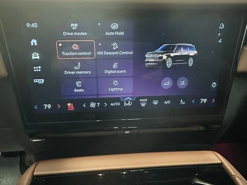 Used 2025 Lincoln Navigator L Reserve image 28