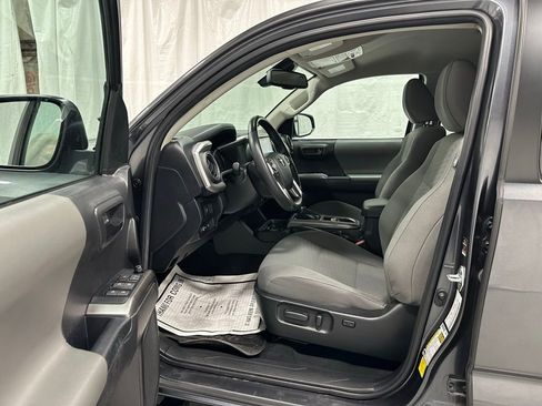 Used 2023 Toyota Tacoma SR5 image 10