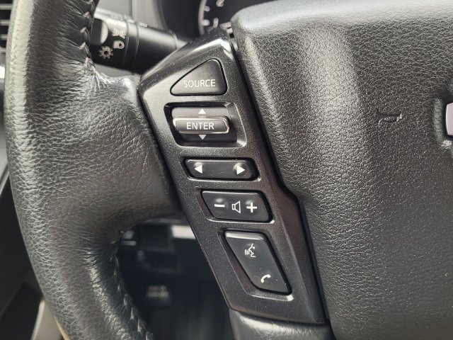Used 2024 Nissan Frontier SV w/ Technology Package RWD image 26