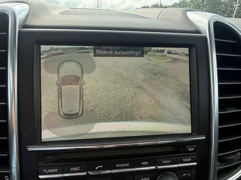 Used 2012 Porsche Cayenne S AWD/4WD image 15