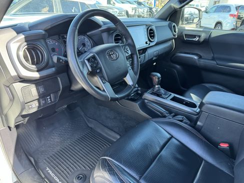 Used 2021 Toyota Tacoma TRD Pro image 27