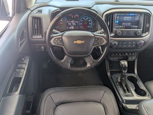 Used 2022 Chevrolet Colorado Z71 w/ Safety Package image 10