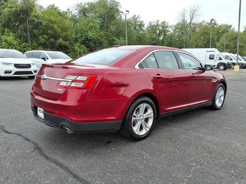 Used 2018 Ford Taurus SEL FWD image 7