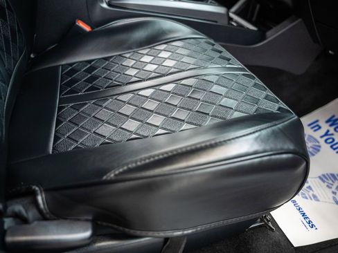 Used 2023 Toyota Tacoma TRD Off-Road w/ Technology Package image 36