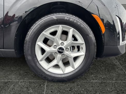 Used 2023 Kia Soul LX w/ Option Group 015 image 9