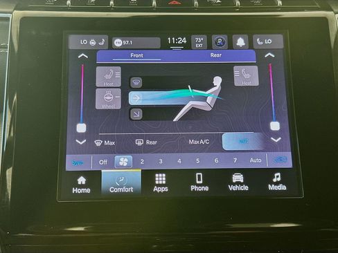 Used 2024 Jeep Grand Cherokee L Laredo image 18