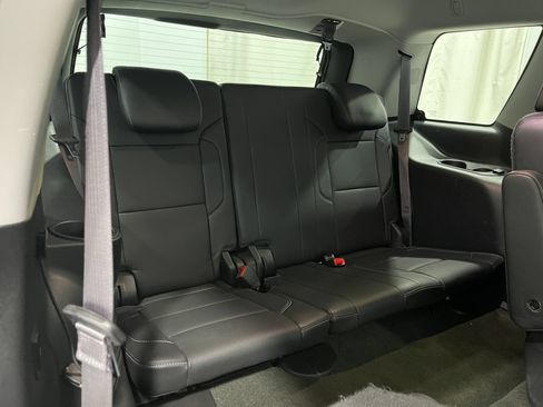 Used 2017 Chevrolet Tahoe Premier AWD/4WD image 32