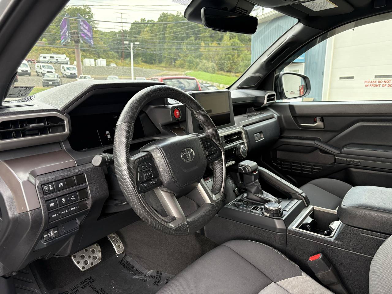 Used 2024 Toyota Tacoma TRD Sport w/ TRD Sport Upgrade Package AWD/4WD image 14