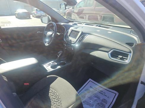 Used 2023 Chevrolet Equinox LT w/ Driver Convenience Package FWD image 13