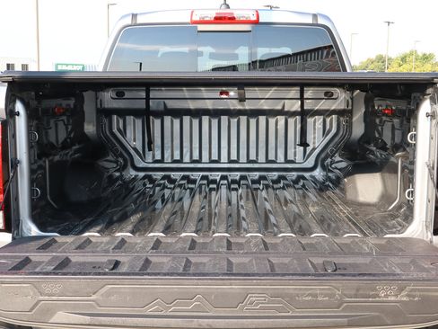 Used 2023 Chevrolet Colorado LT w/ LT Convenience Package II image 15