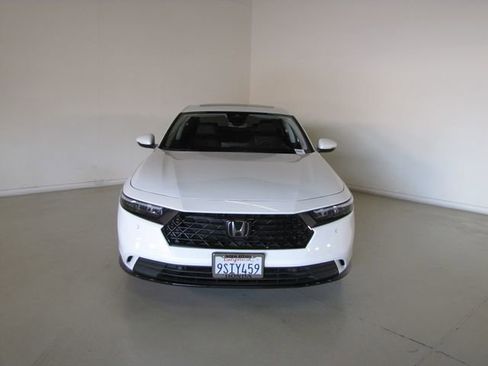 Certified 2024 Honda Accord EX-L image 2