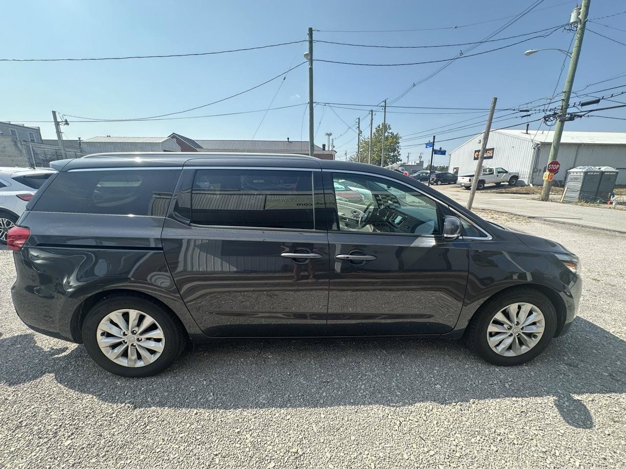 Used 2017 Kia Sedona EX FWD image 6
