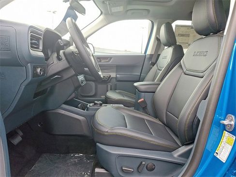 New 2025 Ford Maverick Lobo image 9