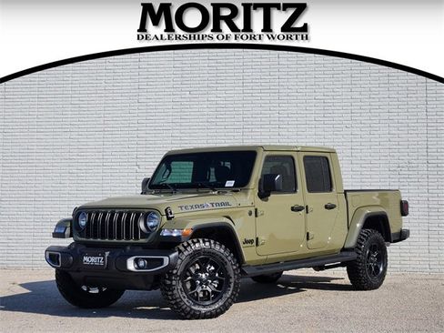 New 2025 Jeep Gladiator Sport image 1