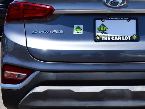 Used 2019 Hyundai Santa Fe SE AWD/4WD image 19