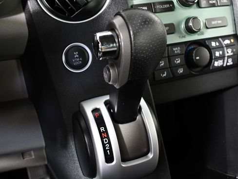 Used 2011 Honda Pilot LX image 32