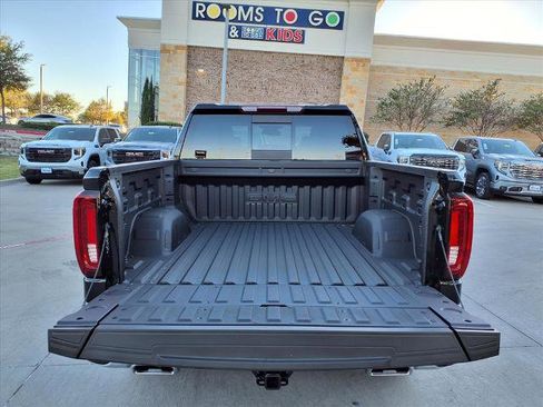 New 2026 GMC Sierra 1500 SLT w/ SLT Premium Plus Package image 23