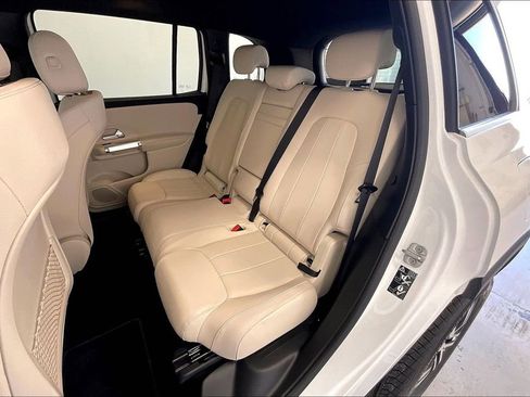 Used 2026 Mercedes-Benz GLB 250 image 19
