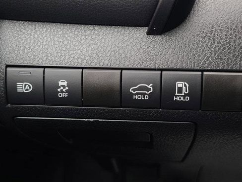 Used 2023 Toyota Camry LE image 28