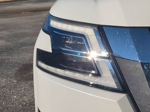 Certified 2024 Nissan Armada Platinum w/ Captain's Chairs Package image 10