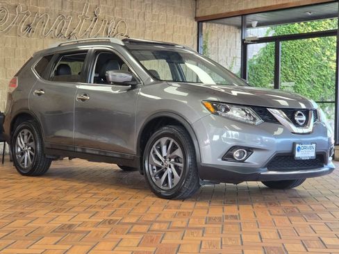 Used 2016 Nissan Rogue SL w/ SL Premium Package AWD/4WD image 8