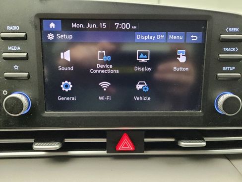 Used 2023 Hyundai Elantra SE FWD image 25