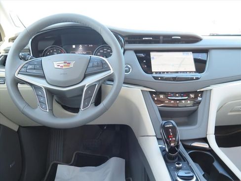 New 2026 Cadillac XT5 Premium Luxury w/ Driver Assist Package image 22