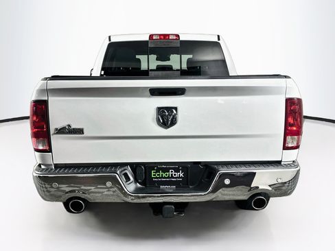 Used 2018 RAM 1500 Big Horn RWD image 7