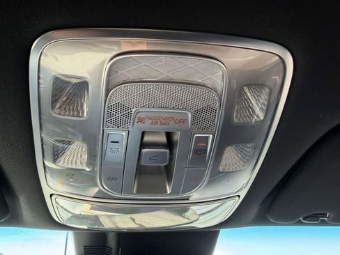 Used 2022 Genesis GV70 2.5T w/ Advanced Package image 27