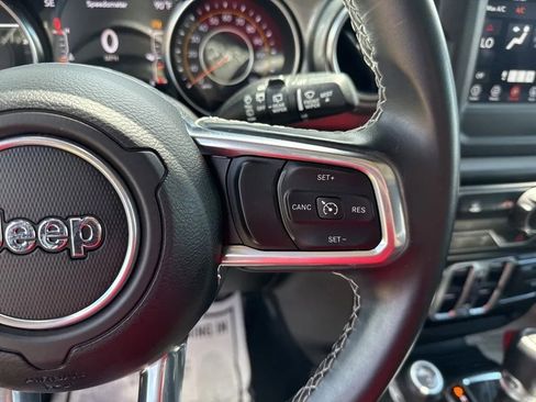 Used 2021 Jeep Wrangler Unlimited Sahara image 18