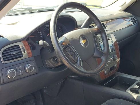 Used 2007 Chevrolet Avalanche LT AWD/4WD image 8