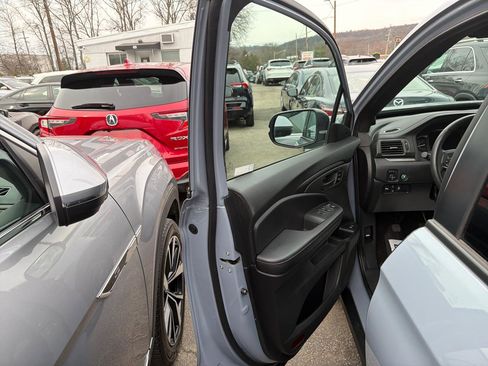 Used 2023 Honda Passport EX-L image 16