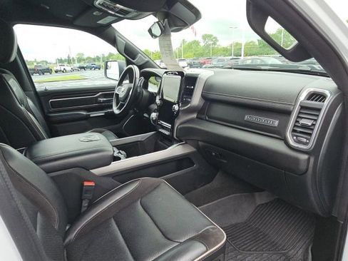 Used 2023 RAM 1500 Laramie image 29