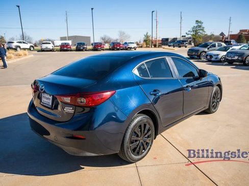 Used 2017 MAZDA MAZDA3 Sport image 5