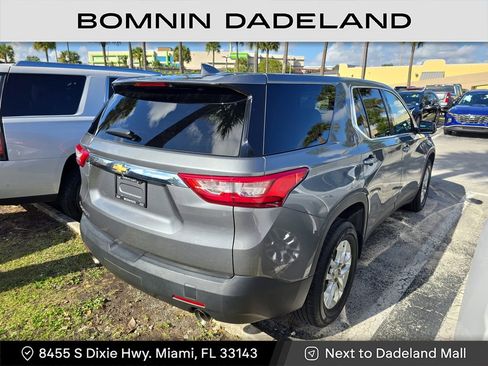 Used 2020 Chevrolet Traverse LS image 4