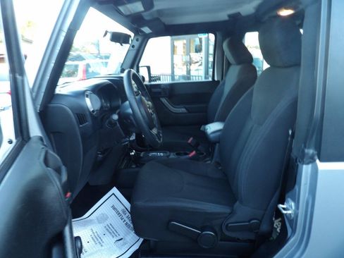 Used 2013 Jeep Wrangler Sport w/ Connectivity Group AWD/4WD image 7