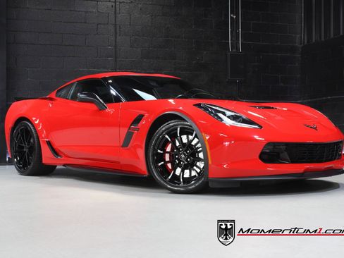 Used 2019 Chevrolet Corvette Grand Sport image 1