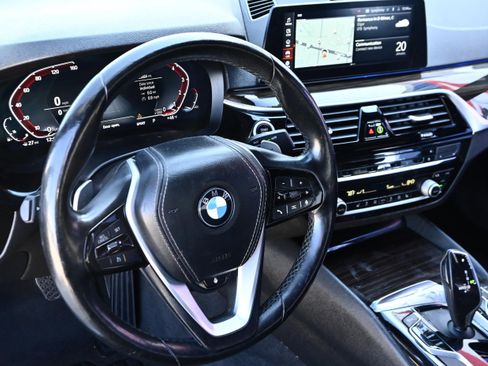 Used 2020 BMW 530i w/ Convenience Package image 12
