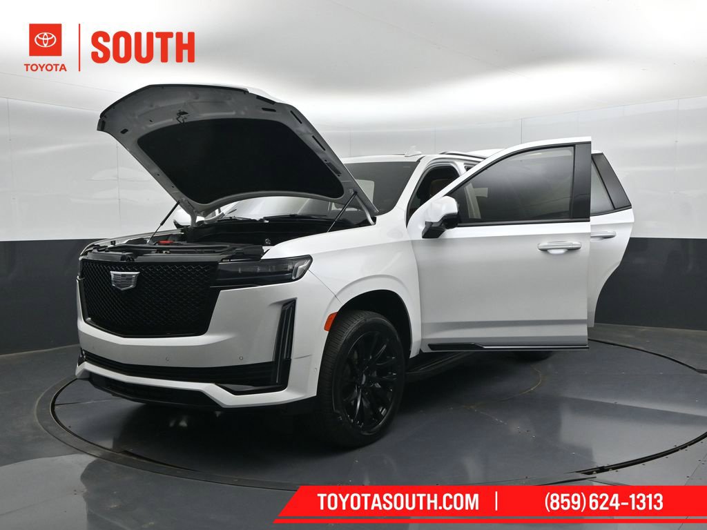 Used 2024 Cadillac Escalade Sport w/ LPO, ONYX Package AWD/4WD image 68
