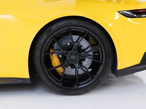 Used 2022 Porsche 911 GT3 image 38