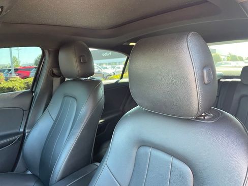 Used 2022 Mercedes-Benz A 220 4MATIC image 22