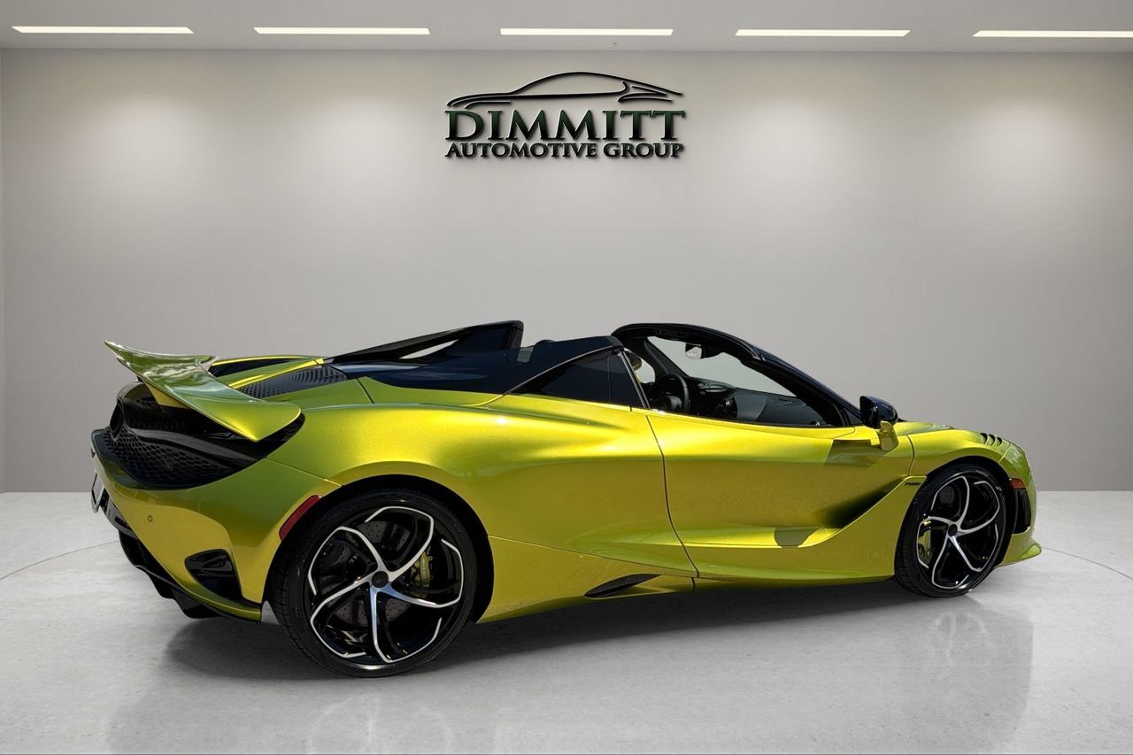 Used 2025 McLaren 750S Spider RWD image 13