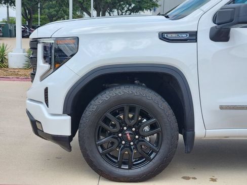 Used 2024 GMC Sierra 1500 Elevation AWD/4WD image 6